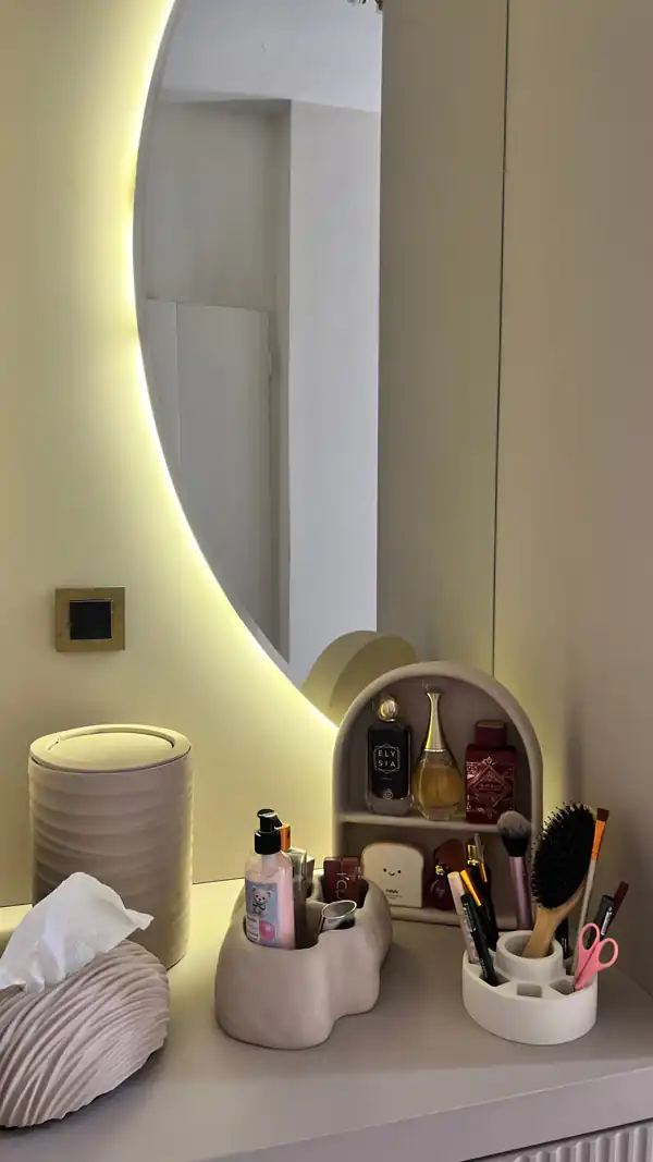 ایده چیدمان روی میز آرایش