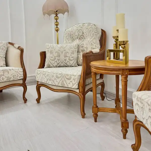 ایده چیدمان روی میز عسلی