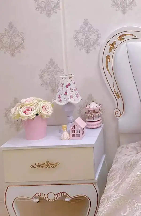 مدل های چیدمان روی پاتختی