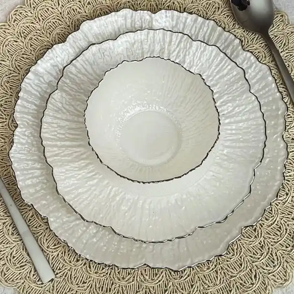 مدل های سرویس غذاخوری