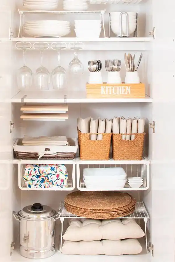 مرتب کردن داخل کابینت