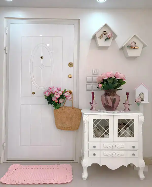 ورودی خانه آپارتمانی